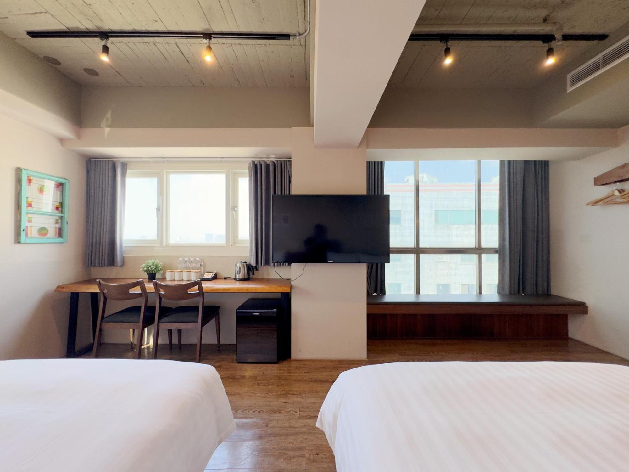 Roaders Hotel Tainan Chengda Εξωτερικό φωτογραφία