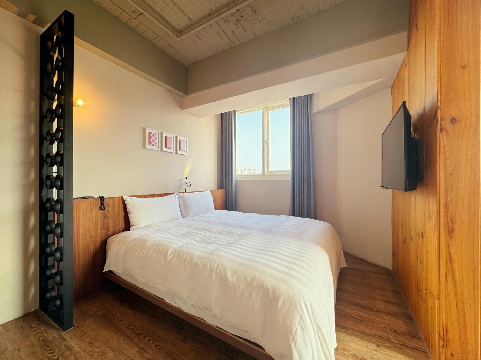 Roaders Hotel Tainan Chengda Εξωτερικό φωτογραφία