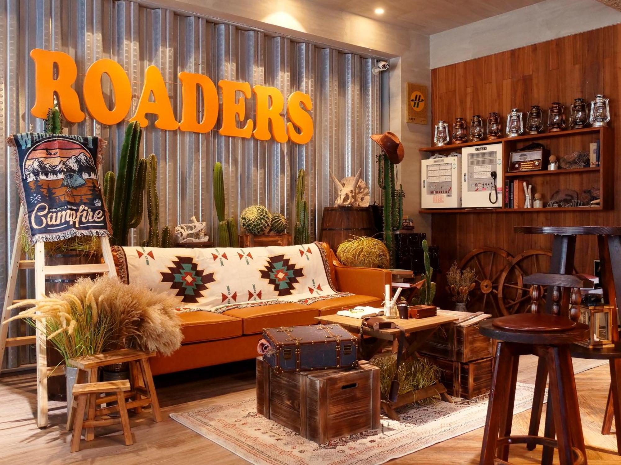 Roaders Hotel Tainan Chengda Εξωτερικό φωτογραφία