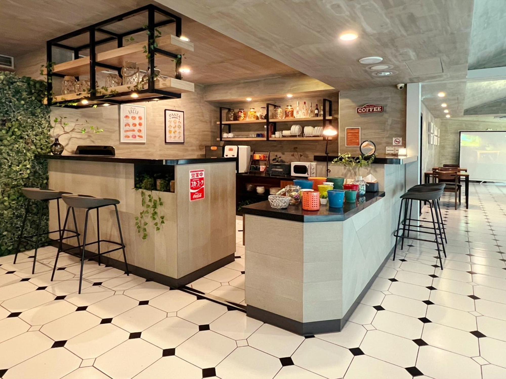 Roaders Hotel Tainan Chengda Εξωτερικό φωτογραφία